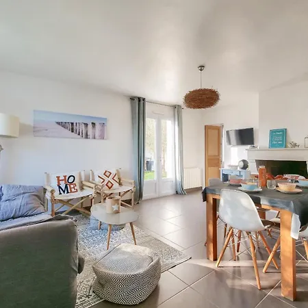 Maison Avec Piscine Pour 4 Adultes Et 2 Enfants *