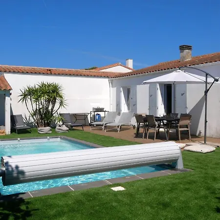 Maison Avec Piscine Pour 4 Adultes Et 2 Enfants
